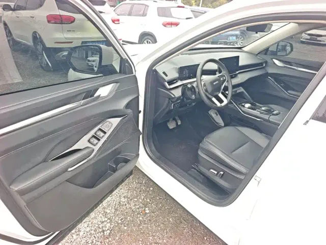 Haval H6 — Фото автомобиля 15