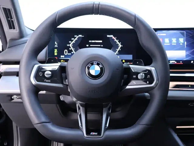 BMW 5 Series — Фото автомобиля 16