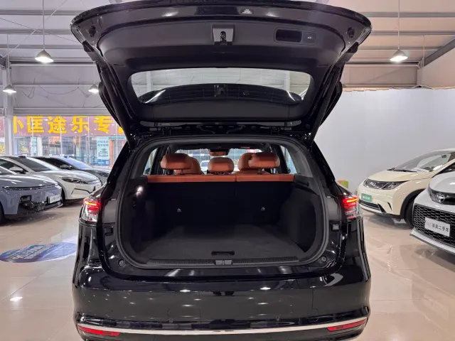 Shangjie SUV — Фото автомобиля 14