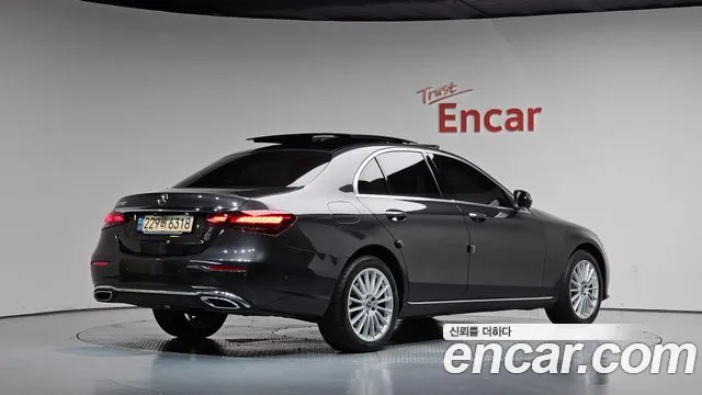 Mercedes-Benz E-Class W213 — Фото автомобиля 2