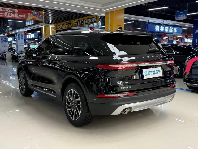 Lincoln Corsair — Фото автомобиля 16