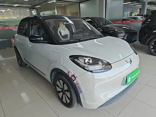 Wuling Bingo — Фото автомобиля 3
