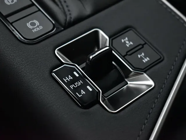 Lexus GX — Фото автомобиля 12
