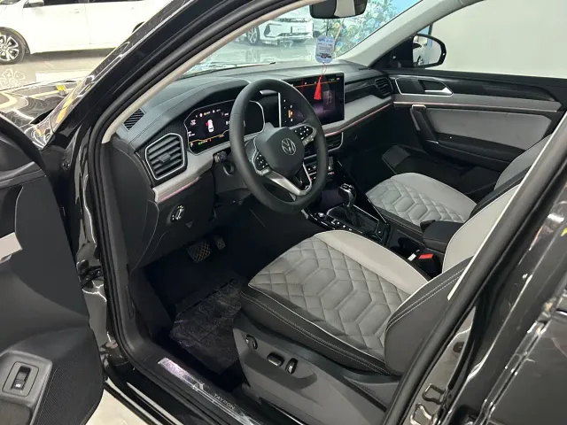 Volkswagen Tayron — Фото автомобиля 4