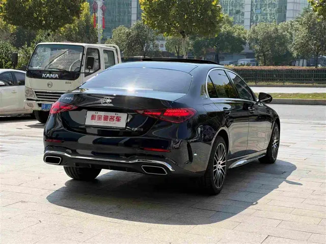 Mercedes-Benz C-Class — Фото автомобиля 6