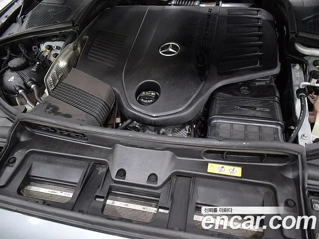 Mercedes-Benz S-Class — Фото автомобиля 19