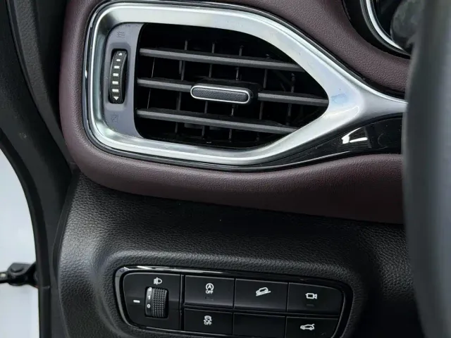 GAC Trumpchi M6 — Фото автомобиля 9