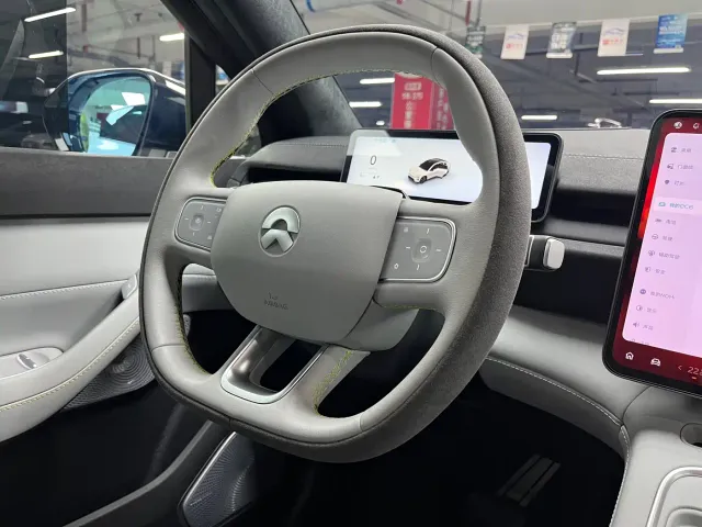 Nio EC6 — Фото автомобиля 17