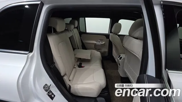 Mercedes-Benz GLB-Class X247 — Фото автомобиля 24