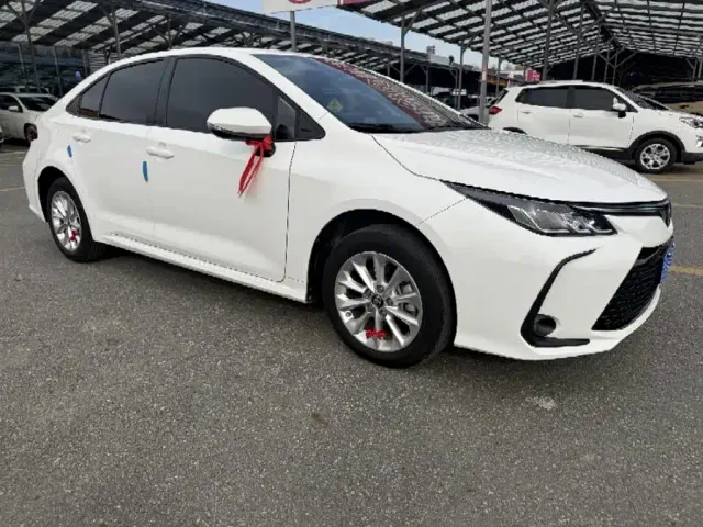 Toyota Corolla — Фото автомобиля 3