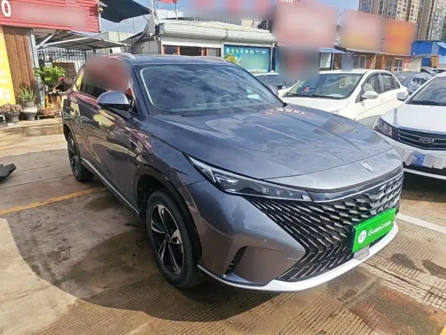 Roewe RX5 — Фото автомобиля 3