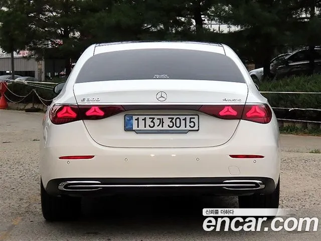 Mercedes-Benz E-Class W214 — Фото автомобиля 4