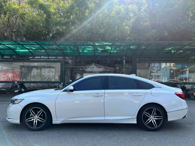 Honda Inspire — Фото автомобиля 13