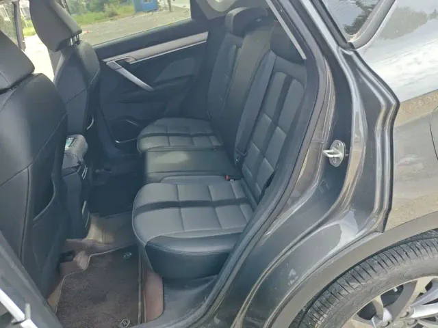 Geely Binyue — Фото автомобиля 13