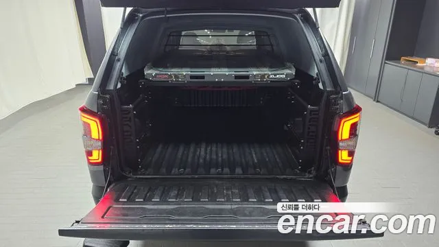 KG_Mobility_Ssangyong Rexton Новый Rexton Sport Khan Дизель 2.2 4WD — Фото автомобиля 20