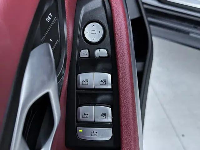 BMW 3 Series — Фото автомобиля 22