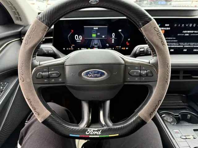 Ford Mondeo — Фото автомобиля 6