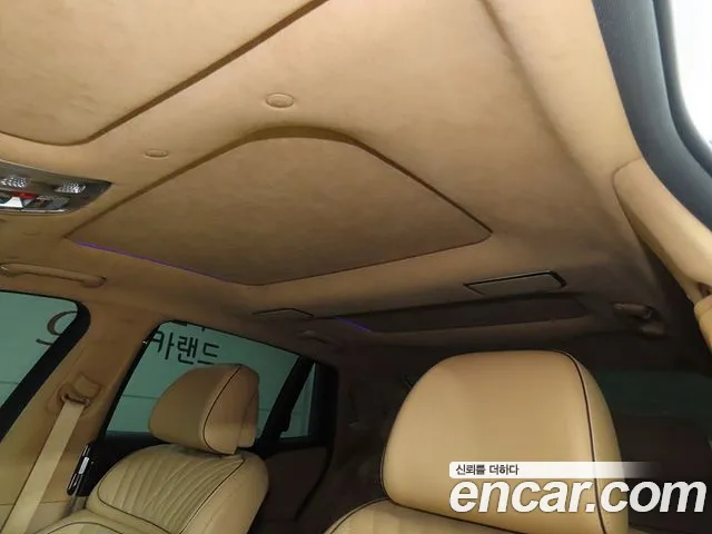 Genesis G90 Бензин 3.5 турбо AWD — Фото автомобиля 14