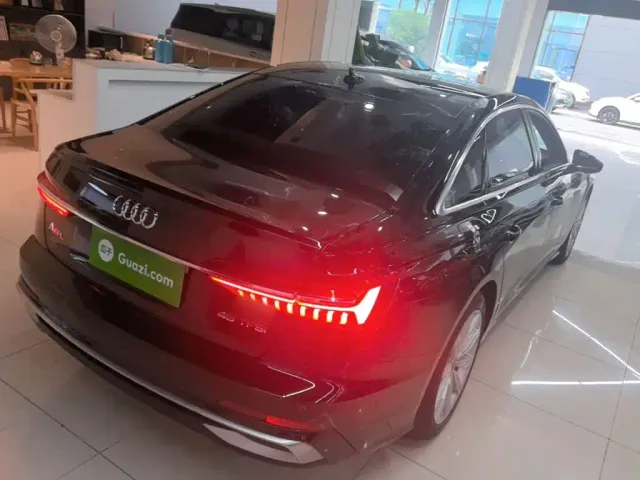 Audi A6L — Фото автомобиля 6