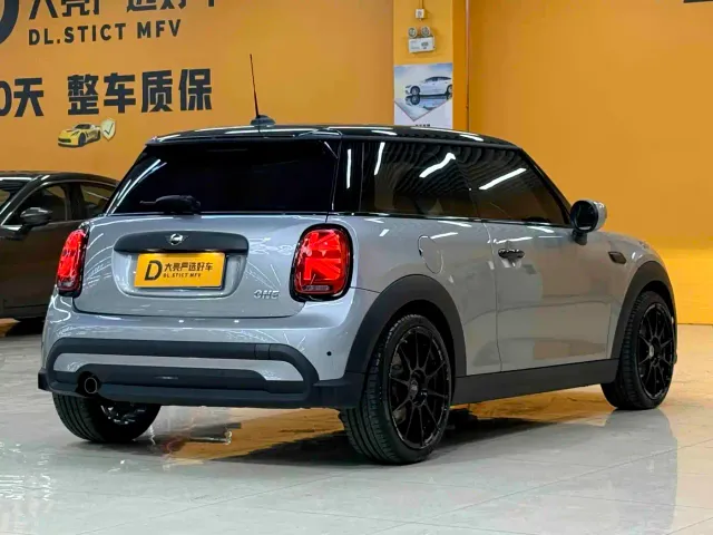 MINI Hatch — Фото автомобиля 5