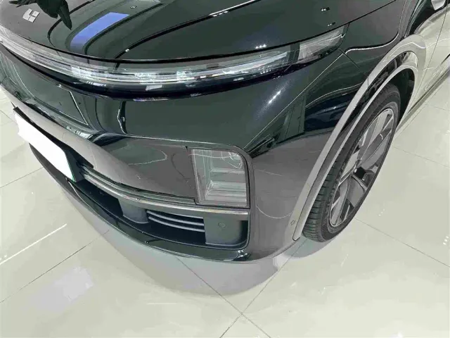 Li Auto L7 — Фото автомобиля 3