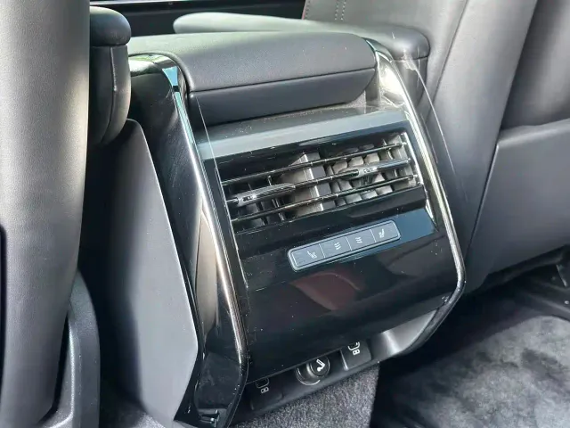 Land Rover Range Rover Sport — Фото автомобиля 21