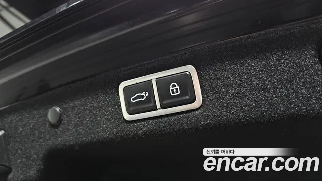 Hyundai Grandeur GN7 — Фото автомобиля 23