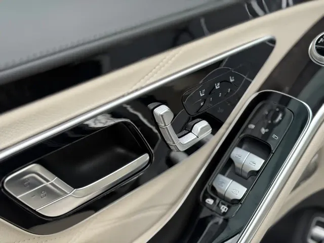Mercedes-Benz Maybach S-Class — Фото автомобиля 12