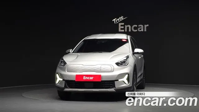 Kia Niro Niro Plus Air — Фото автомобиля 3
