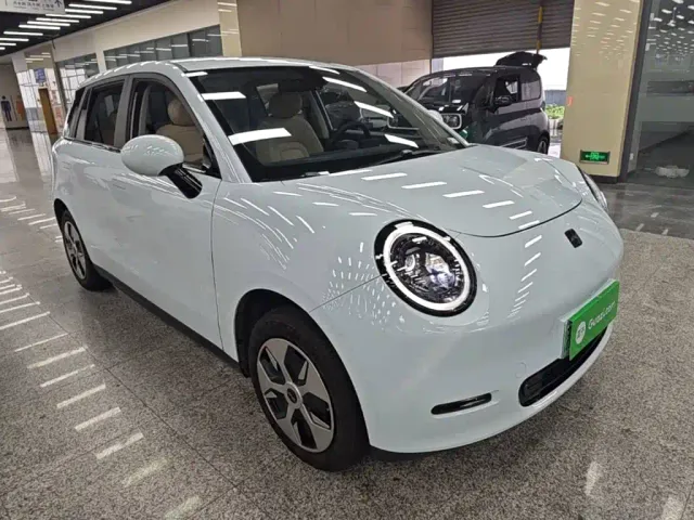 JAC Yiwei Yiwei 3 2024 Beloved Edition 330km Lite — Фото автомобиля 3