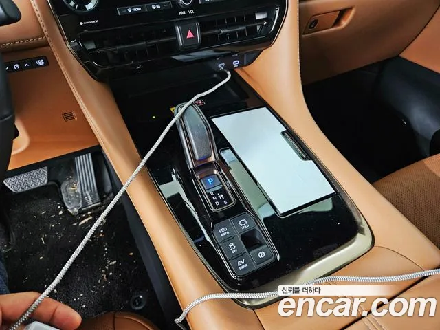 Toyota Alphard Generation 4 — Фото автомобиля 14