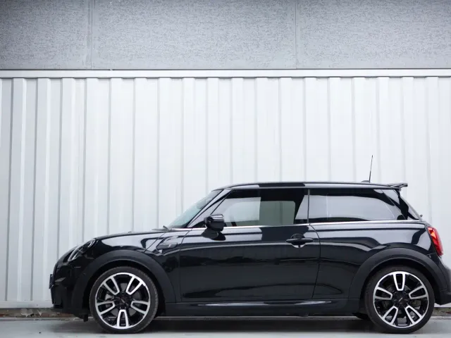 MINI MINI 2023 2.0T COOPER S Racer — Фото автомобиля 2