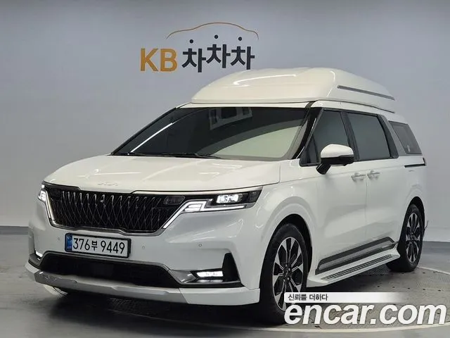 Kia Carnival Generation 4 — Фото автомобиля 2