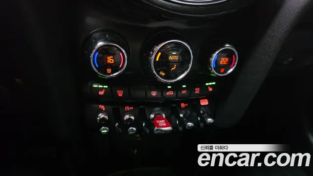Mini Cooper Convertible — Фото автомобиля 27
