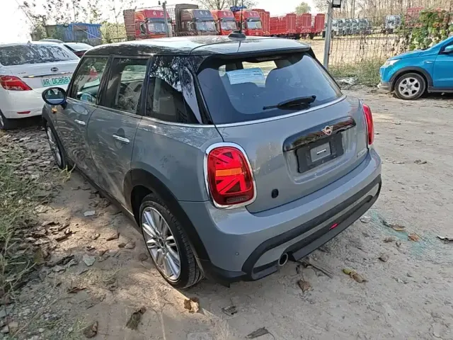 MINI Hatch — Фото автомобиля 4