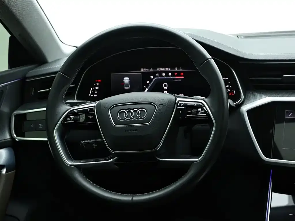 Audi Audi A7L 2022 45 TFSI quattro S-line Vision Crystal Package — Фото автомобиля 15