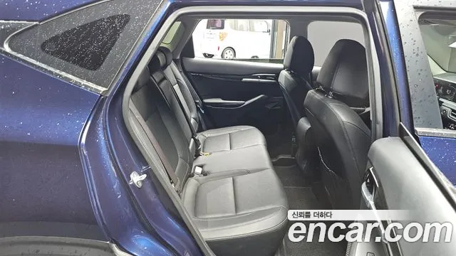 Kia Seltos New — Фото автомобиля 11