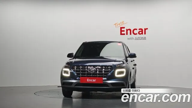 Hyundai Venue — Фото автомобиля 3