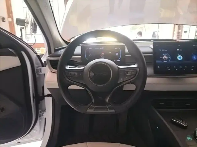 BYD Seal 05 DM-i — Фото автомобиля 6
