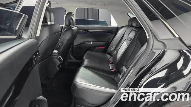 Hyundai Grandeur GN7 — Фото автомобиля 18