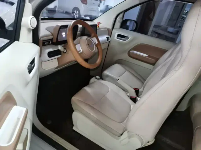 Wuling Hongguang Mini EV — Фото автомобиля 15