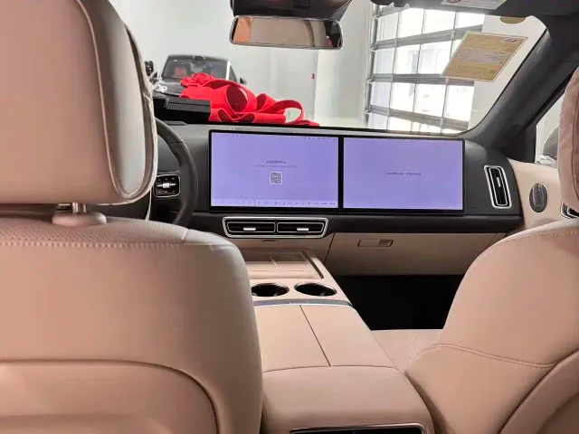 Lexus ES — Фото автомобиля 4