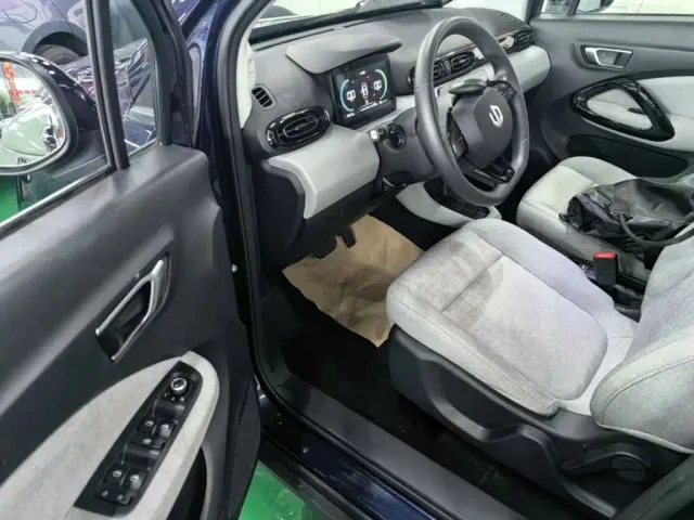 Leapmotor T03 — Фото автомобиля 15