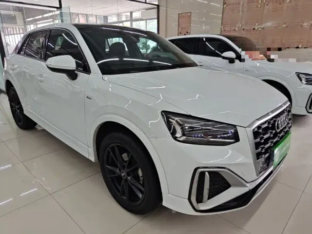 Audi Q2L — Фото автомобиля 3