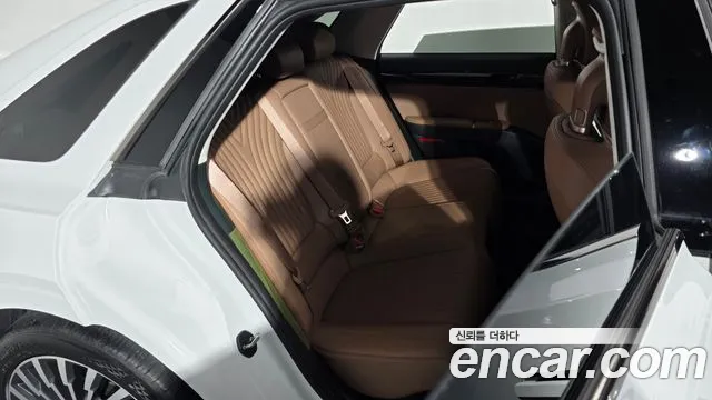 Hyundai Grandeur GN7 — Фото автомобиля 17