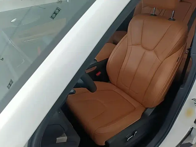 Bestune T90 — Фото автомобиля 14