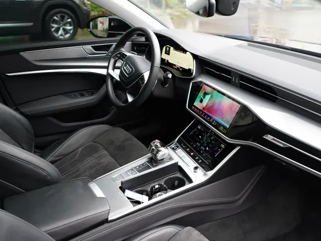 Audi A7L — Фото автомобиля 12