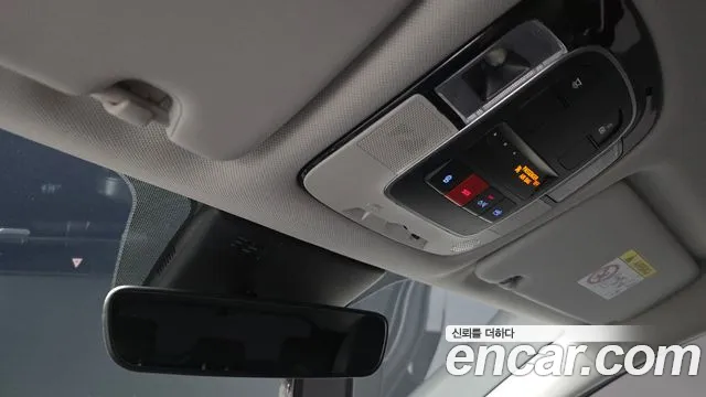 Hyundai Tucson Tucson (NX4) Дизель 2.0 2WD — Фото автомобиля 16