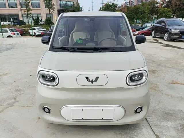 Wuling Hongguang Mini EV — Фото автомобиля 2
