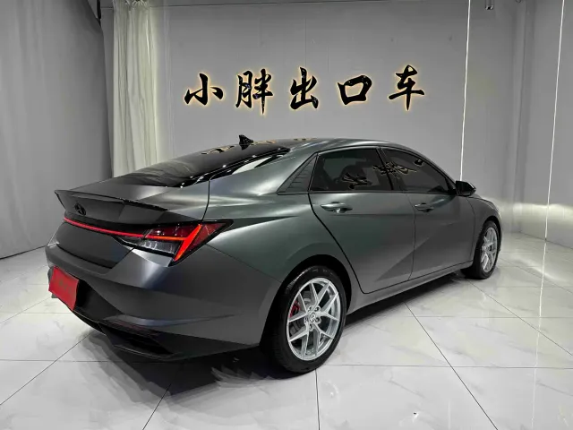 Hyundai Elantra — Фото автомобиля 4
